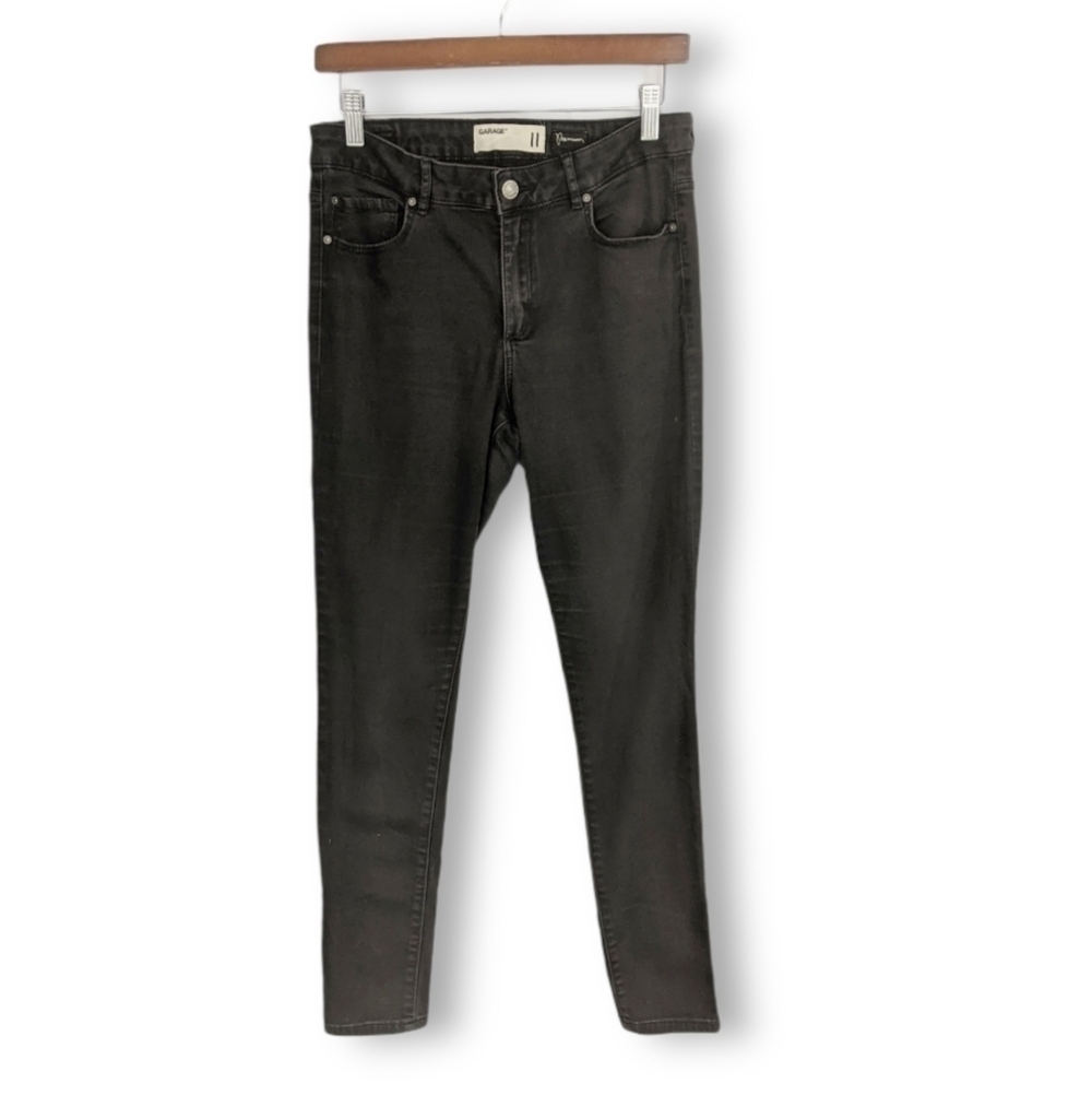 Garage size 11 skinny jeans